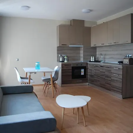 Aglaya Beach Apartment *